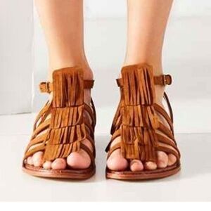 Sam Edelman Tan Fringe Sandals 9.5M